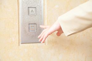 漉き割り加工専門の切削加工会社